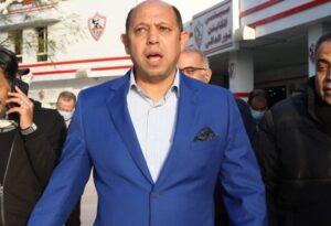 أحمد سليمان يؤازر الزمالك فى ملعب النادي إستعدادا للسوبر