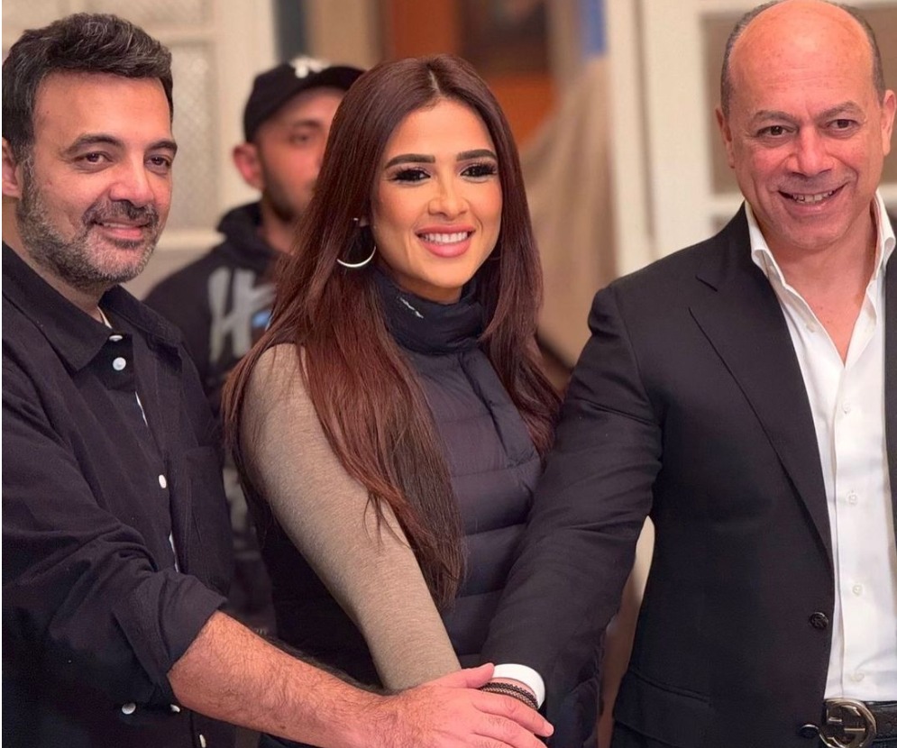 عودة ياسمين عبد العزيز