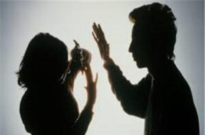 خلاف أسري يتحول لاعتداء بالضرب في الجيزة