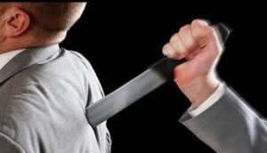 جريمة في هدوء القرية.. لغز مقتل شاب على يد مدرس في سملا