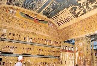 حريق محدود في وادي الملوك دون أضرار أثرية