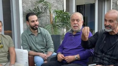 أشرف زكي يتراجع عن استقالته.. ويواصل قيادة نقابة المهن التمثيلية