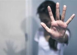 ضبط نقاش بتهمة الاعتداء على طفلة بالشرقية