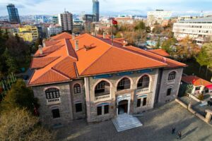 قونية وأنقرة تقودان مشهد السياحة الثقافية والروحية في تركيا