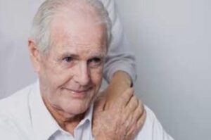 دموع الأب تحكي مأساة يوسف صدمة أطفيح