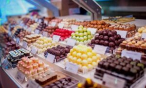 مطاردة الشوكولاتة الدامية 12 ألف جنيه تكتب النهاية المأساوية لشاب بمدينة نصر